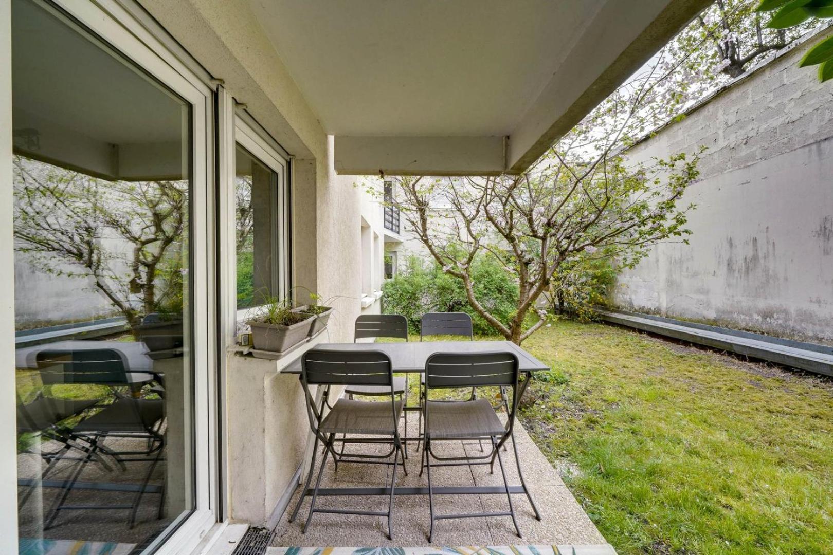 Pleasant Flat In Bordeaux With Terrace And Parking Lägenhet Exteriör bild